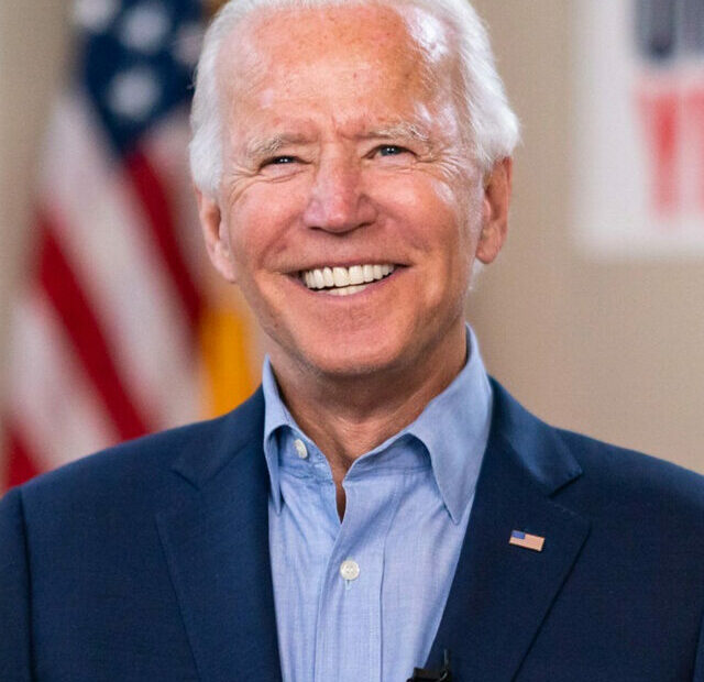 UU_JoeBiden_Faded-Denim_Medium